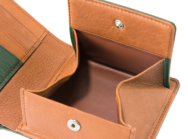 【キプリス】二つ折り財布(ＢＯＸ小銭入れ付き札入)■シルキーキップ