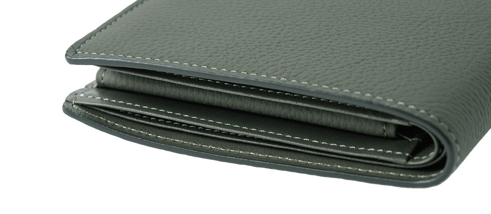 【キプリス】二つ折り財布(ＢＯＸ小銭入れ付き札入)■フォーミーキップ