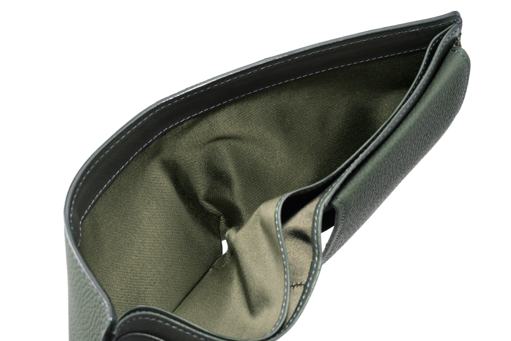 【キプリス】二つ折り財布(ＢＯＸ小銭入れ付き札入)■フォーミーキップ