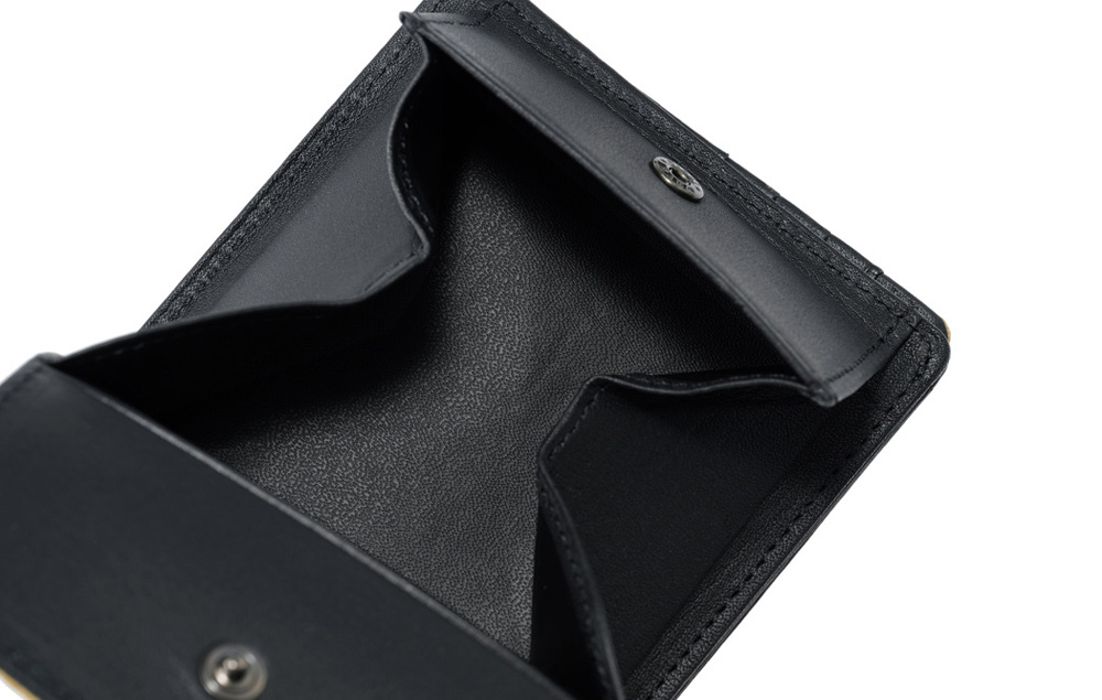 ノイインテレッセ】二つ折り財布(外BOX小銭入れ付き札入