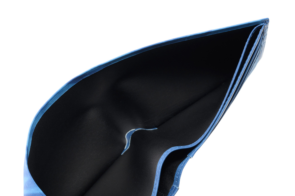 【キプリス】二つ折り財布(カード札入・小銭入れなし)■AIZOME CALF