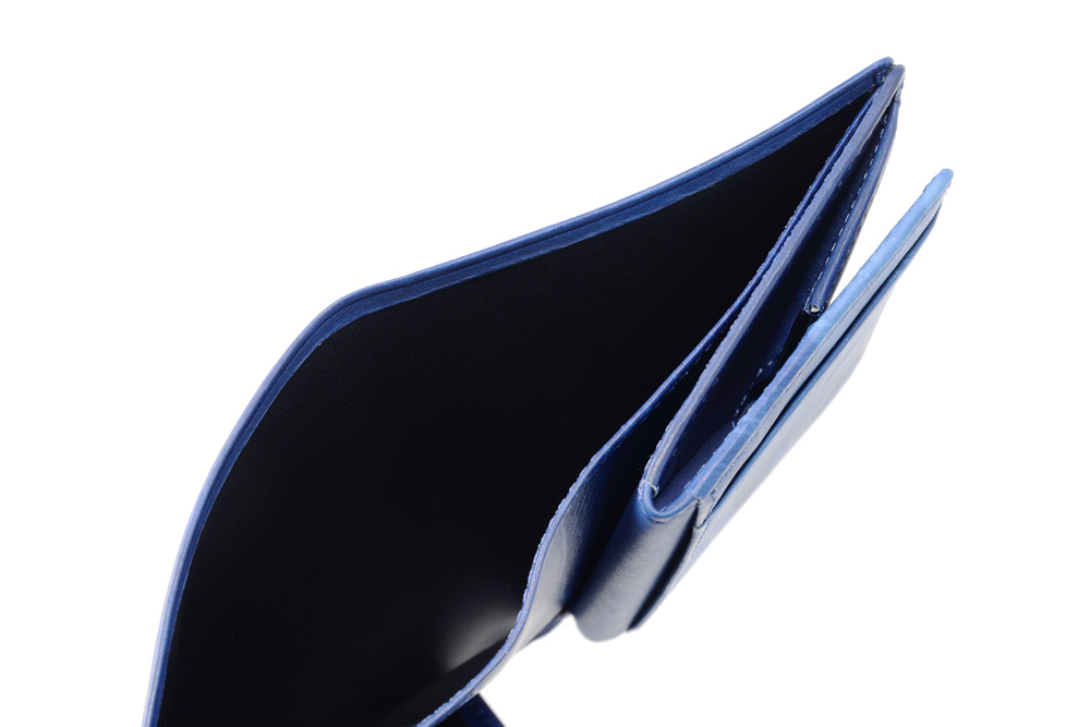 【キプリス】コンパクト札入(ＢＯＸ小銭入れ付き)■AIZOME CALF