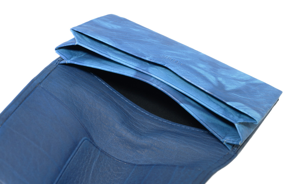 【キプリス】名刺入れ(風琴マチ)■AIZOME CALF