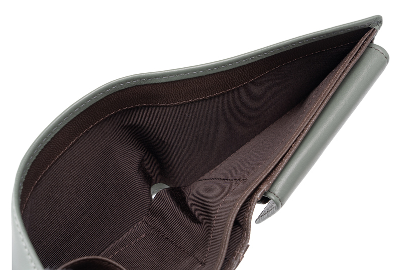 【ヘレナ】二つ折り財布(小銭入れ付き札入)■カルム