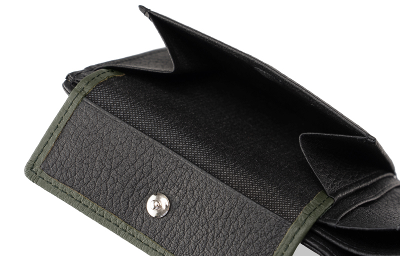 キプリス】二つ折り財布(小銭入れ付き札入)□フィンランドエルク