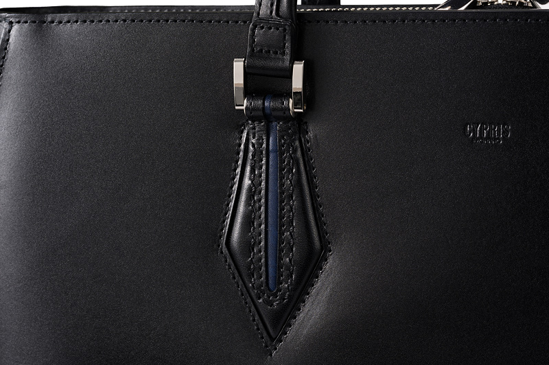 【キプリス】両あおりトートバッグ■シラサギレザー