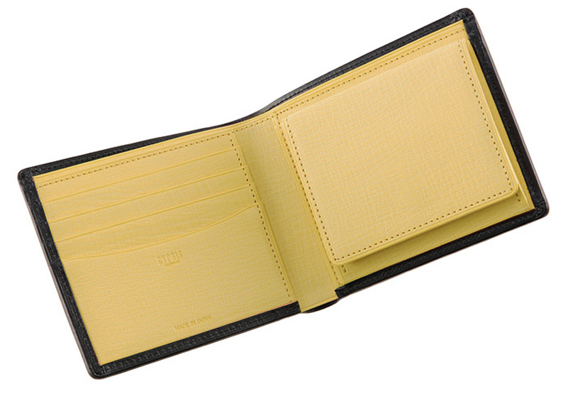 キプリス】二つ折り財布(BOX小銭入れ付き札入)□シラサギレザー